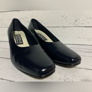 Donna Lawrence Women’s Navy Blue Loafers Size 7 – Slip-On Comfort Shoes